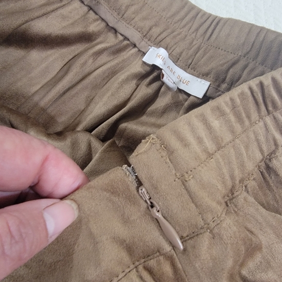 Skies Are Blue Brown Pleated Skirt Size Small Soft Faux Suede A Line Full - Picture 9 of 11